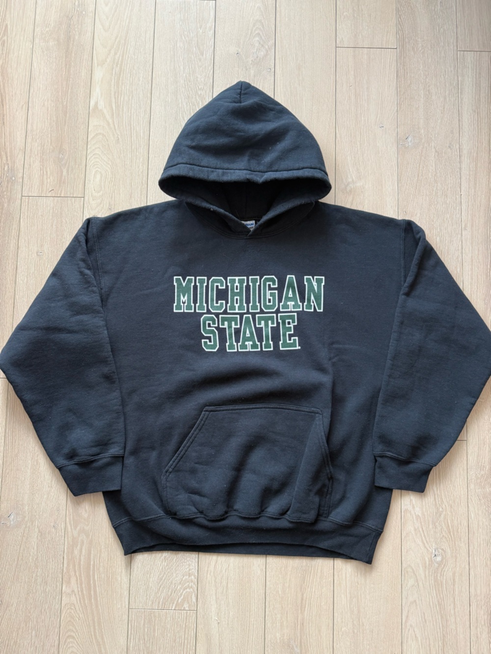 Gildan Vintage Michigan State Hoodie in Black Unisex Size Large